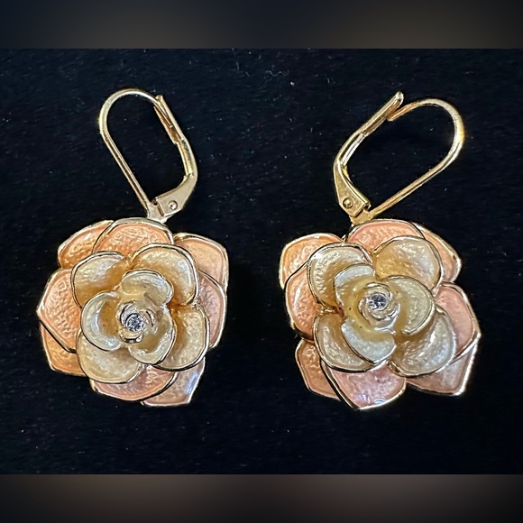 Joan Rivers Jewelry - Joan River's Floral Dangle earrings.